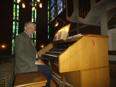 Organist Herr Schmitt